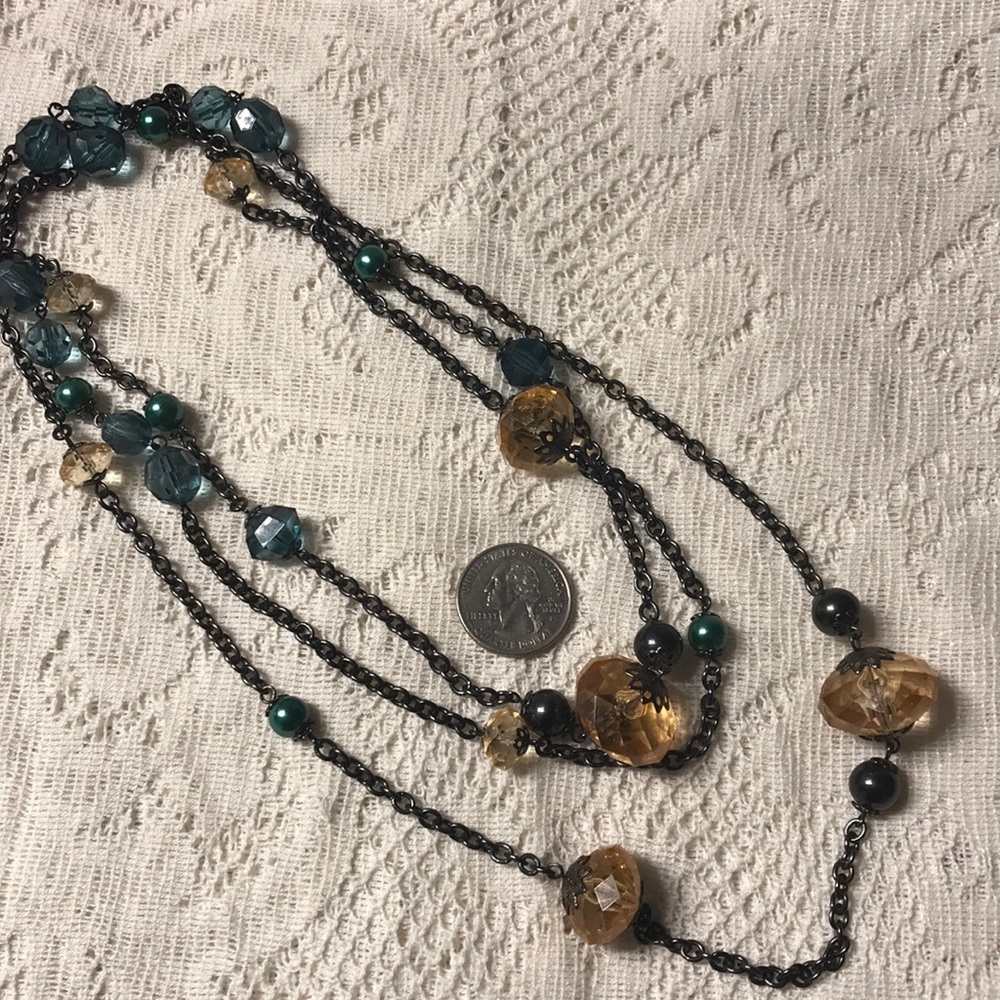 One strand charm bead necklace